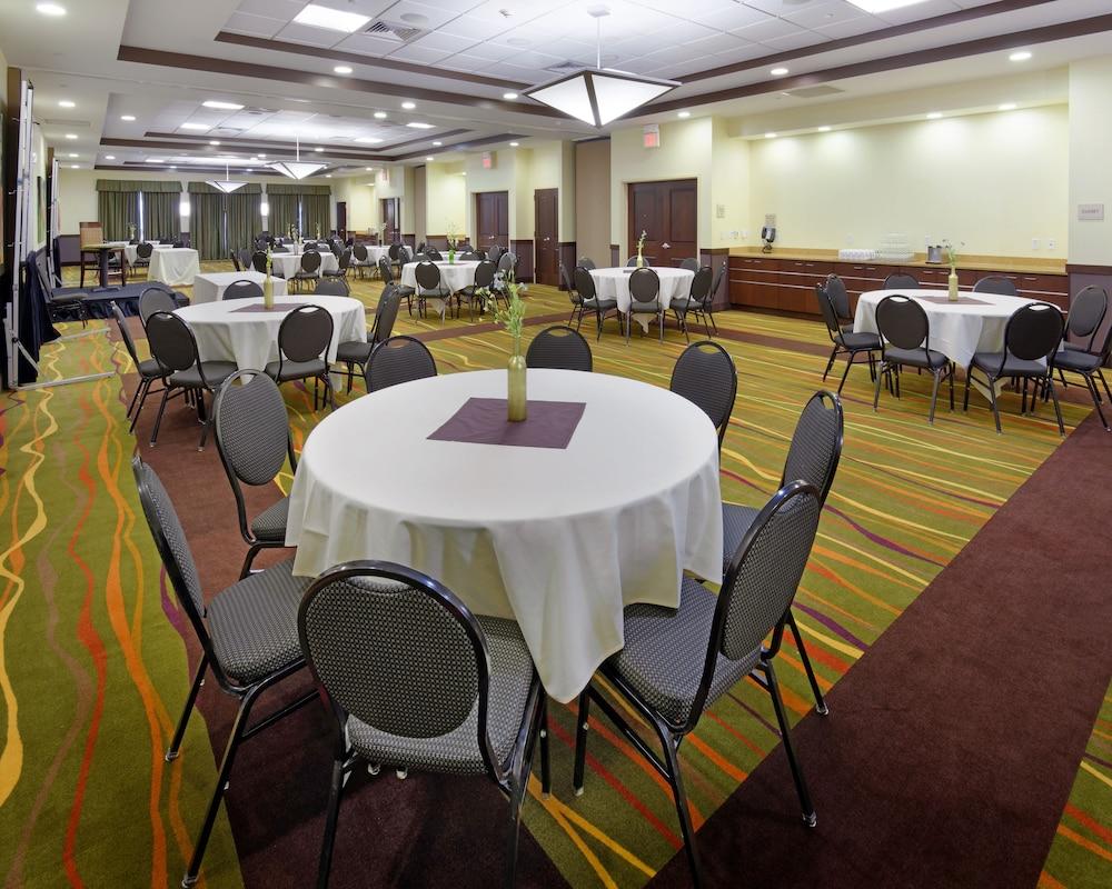Hilton Garden Inn Springfield Buitenkant foto