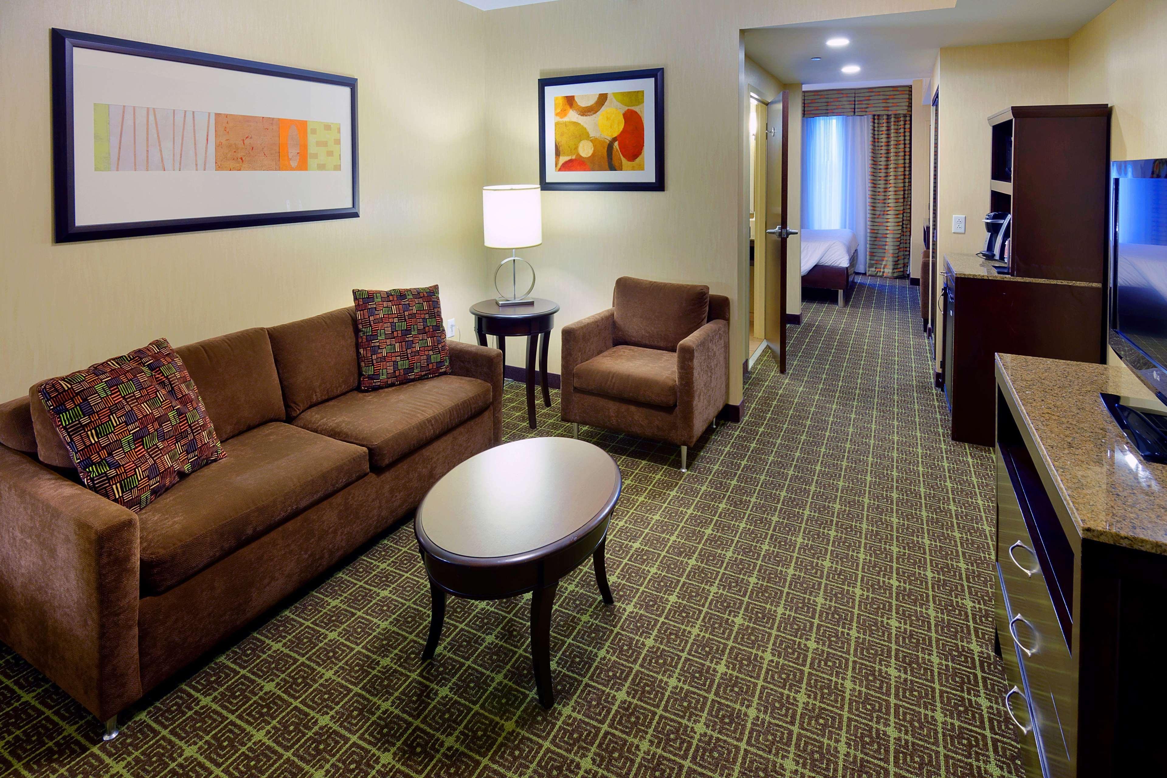 Hilton Garden Inn Springfield Buitenkant foto