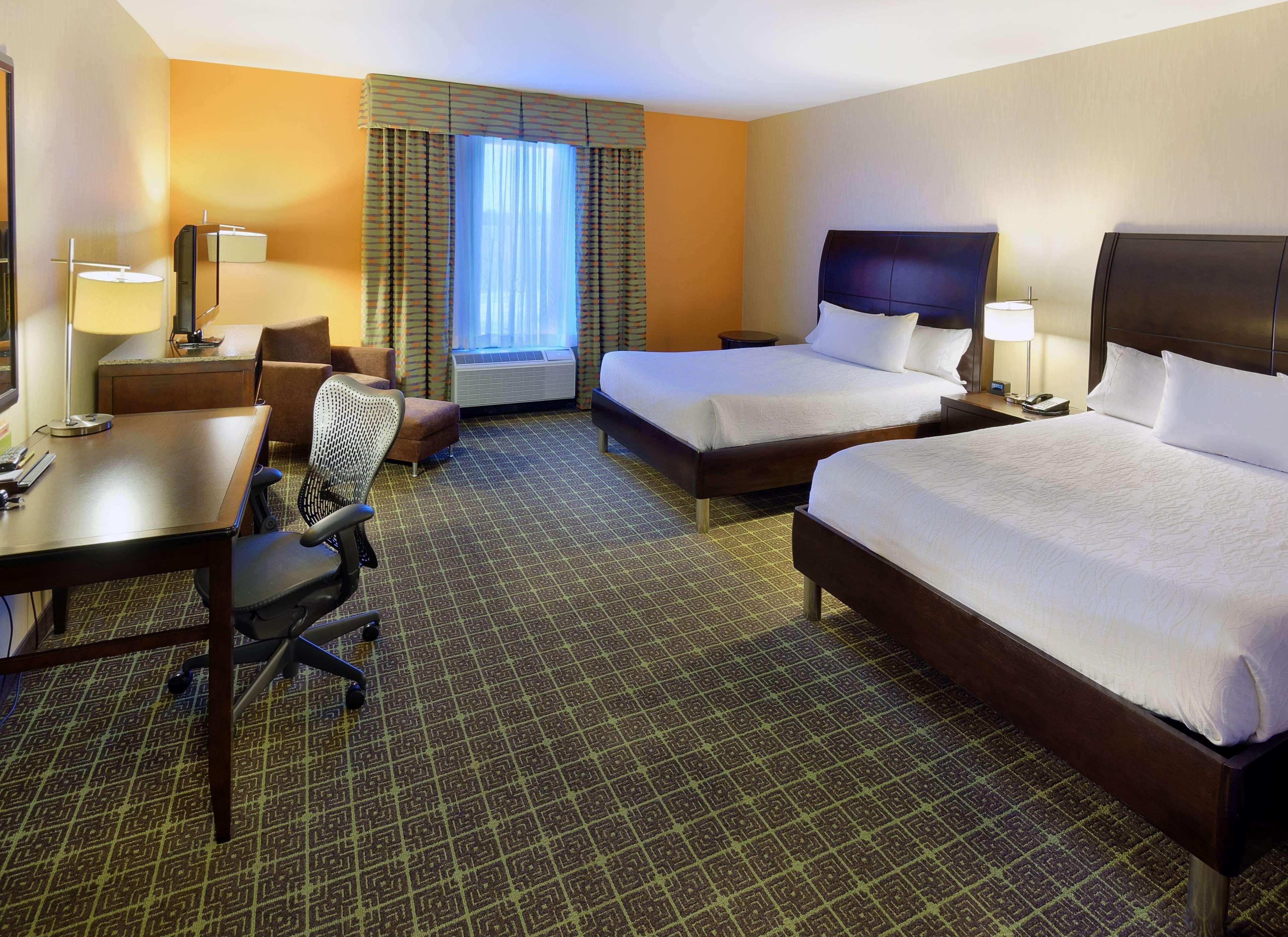 Hilton Garden Inn Springfield Buitenkant foto