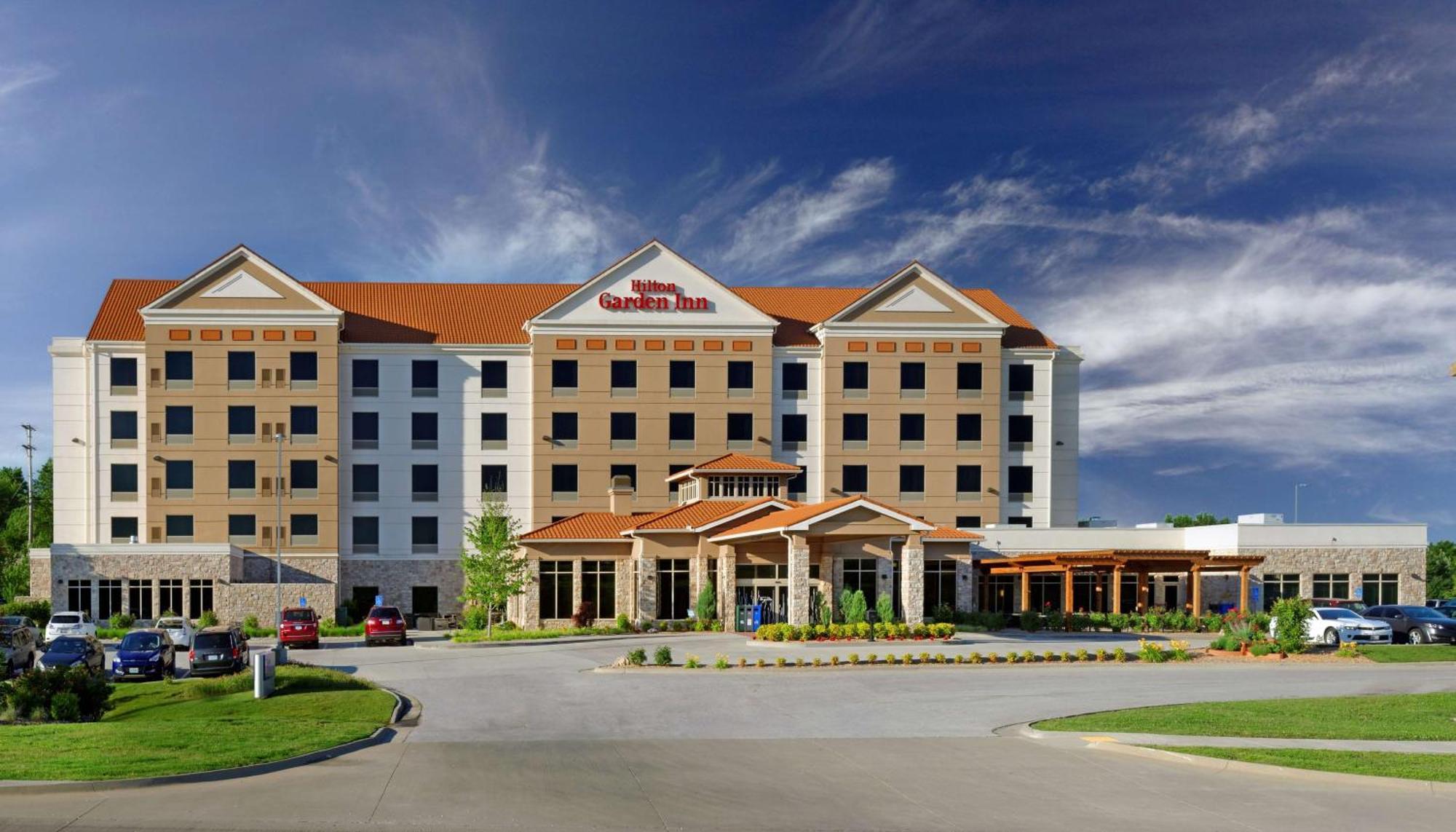 Hilton Garden Inn Springfield Buitenkant foto